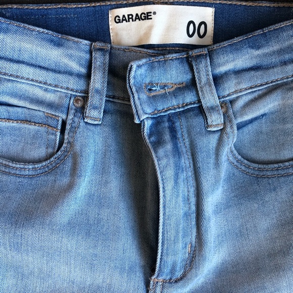 Jeans - Picture 2 of 2